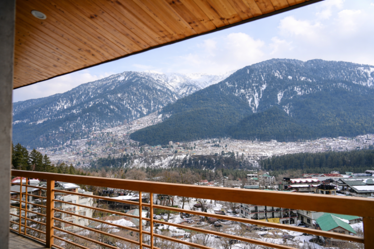 mahesh retreat balcony1