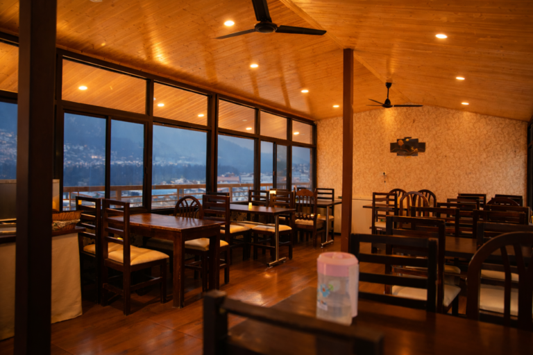 mahesh retreat resturant